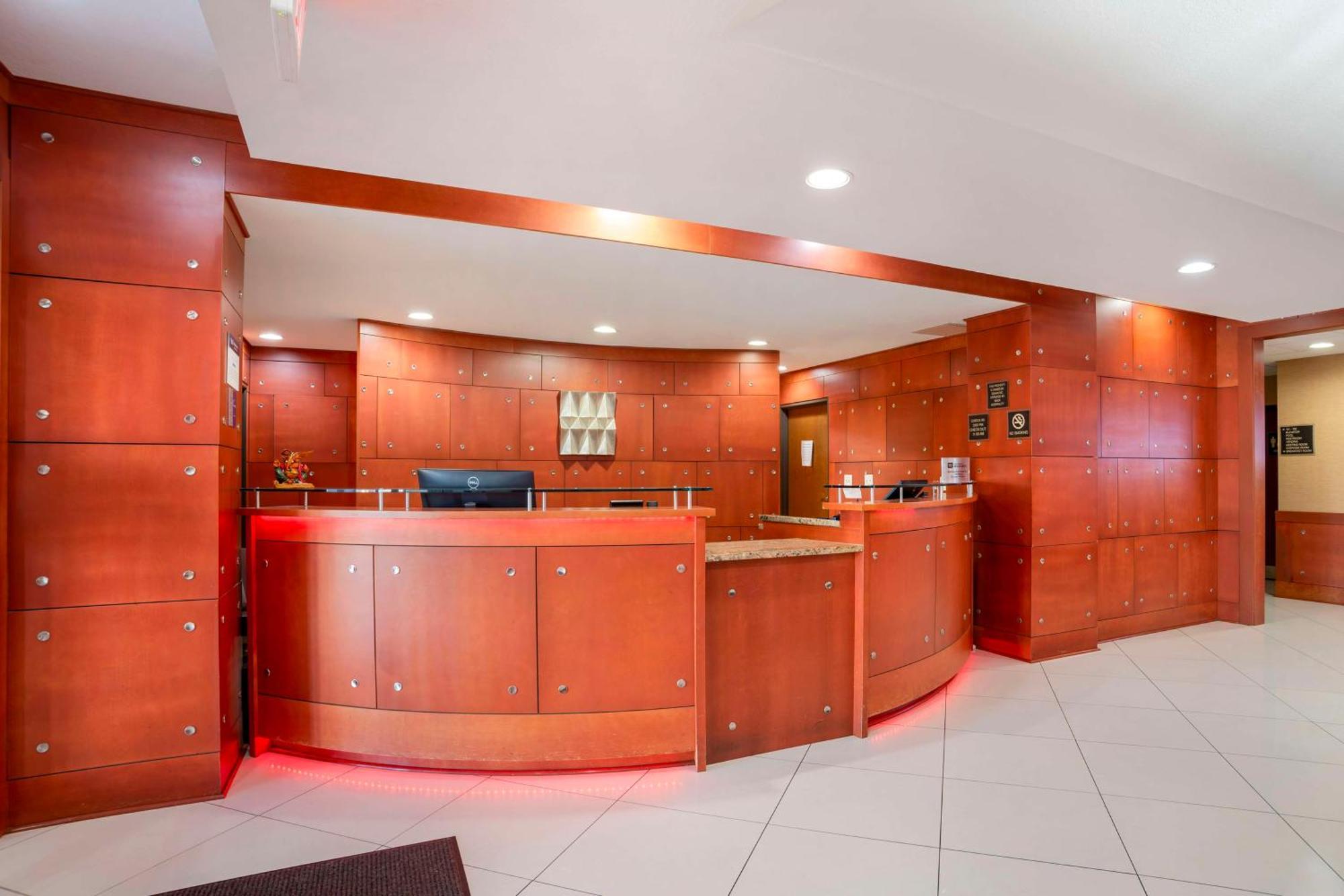 Best Western Plus Flowood Inn & Suites Esterno foto